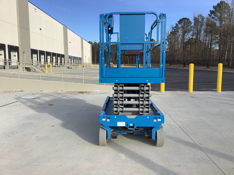 2020 Genie GS-3246 Standard, Folding full height swing gate