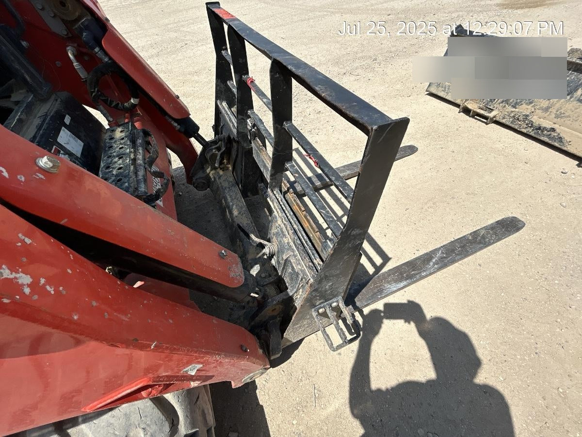 2022 ARROW MATERIAL HANDLING 72" Pallet Forks - Arrow