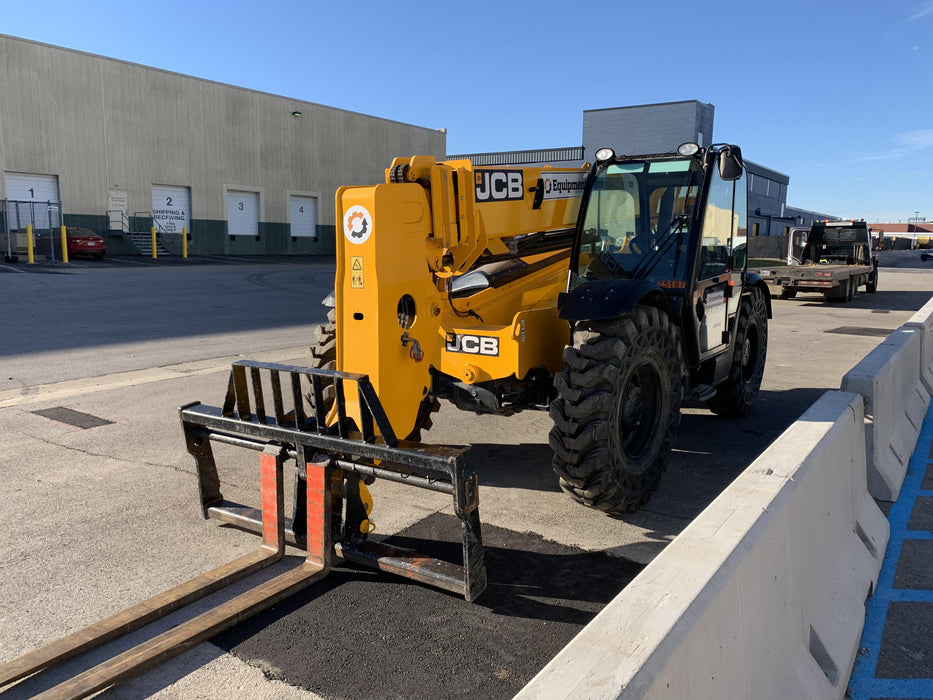 2020 JCB 509-42 Cab/Heat/Air, Solid Tires, Work Lights, Beacon, Aux Hydraulics, Back up Alarm, Lifting Eye, ES Decals