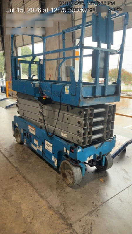 2017 Genie GS-3232 Genie GS3232 Narrow 32' Scissor Lift