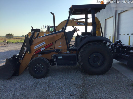 2019 Case 570N EP Canopy, 4WD, GP Front Bucket, Dual Tilt Cylinder, 84" Box Blade w/ Scarifier, Wheel Weights, Beacon