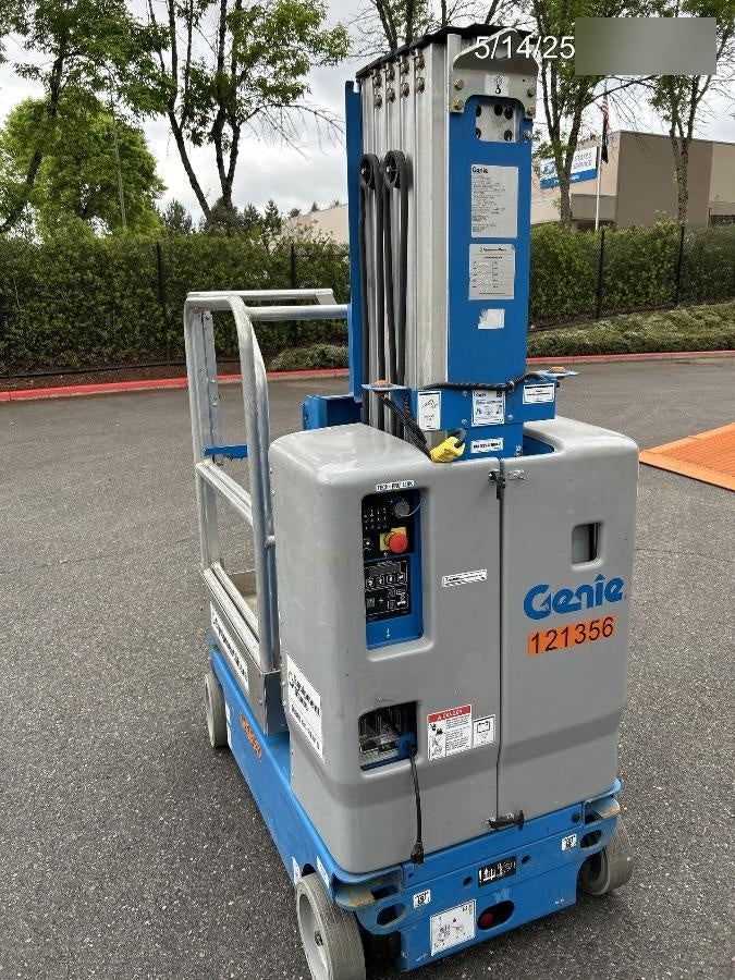 2020 GENIE GR-20