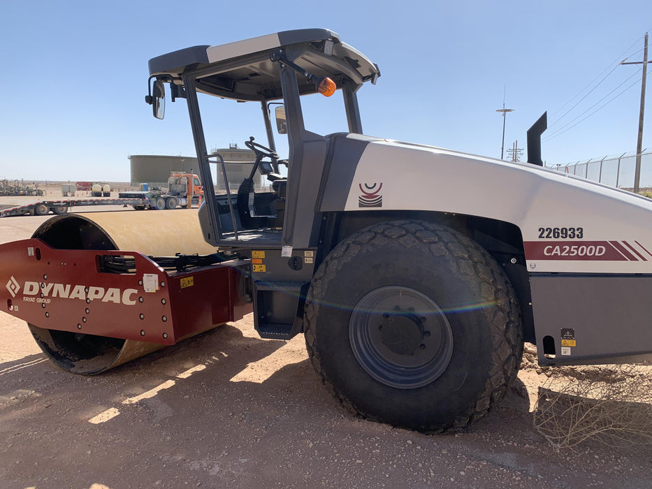 2022 DYNAPAC CA2500D