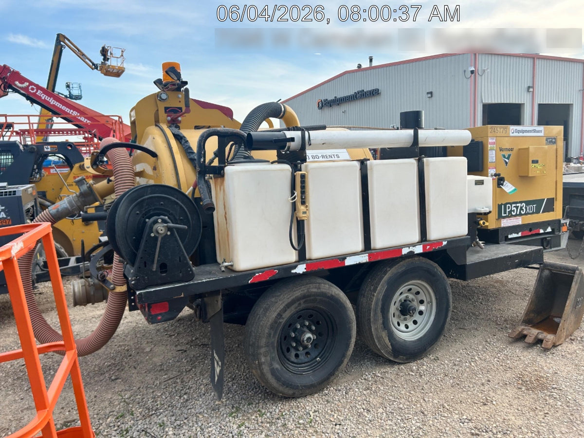 2022 VAC-TRON LP573XDT