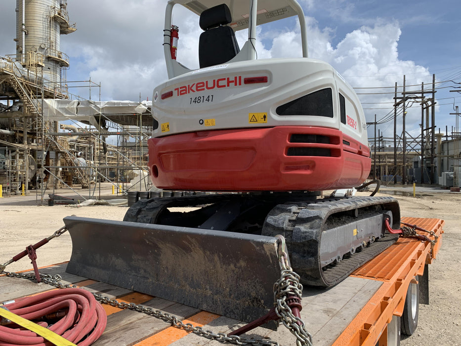 2021 TAKEUCHI TB250-2