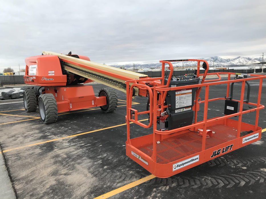 2019 JLG 600S 4WD
