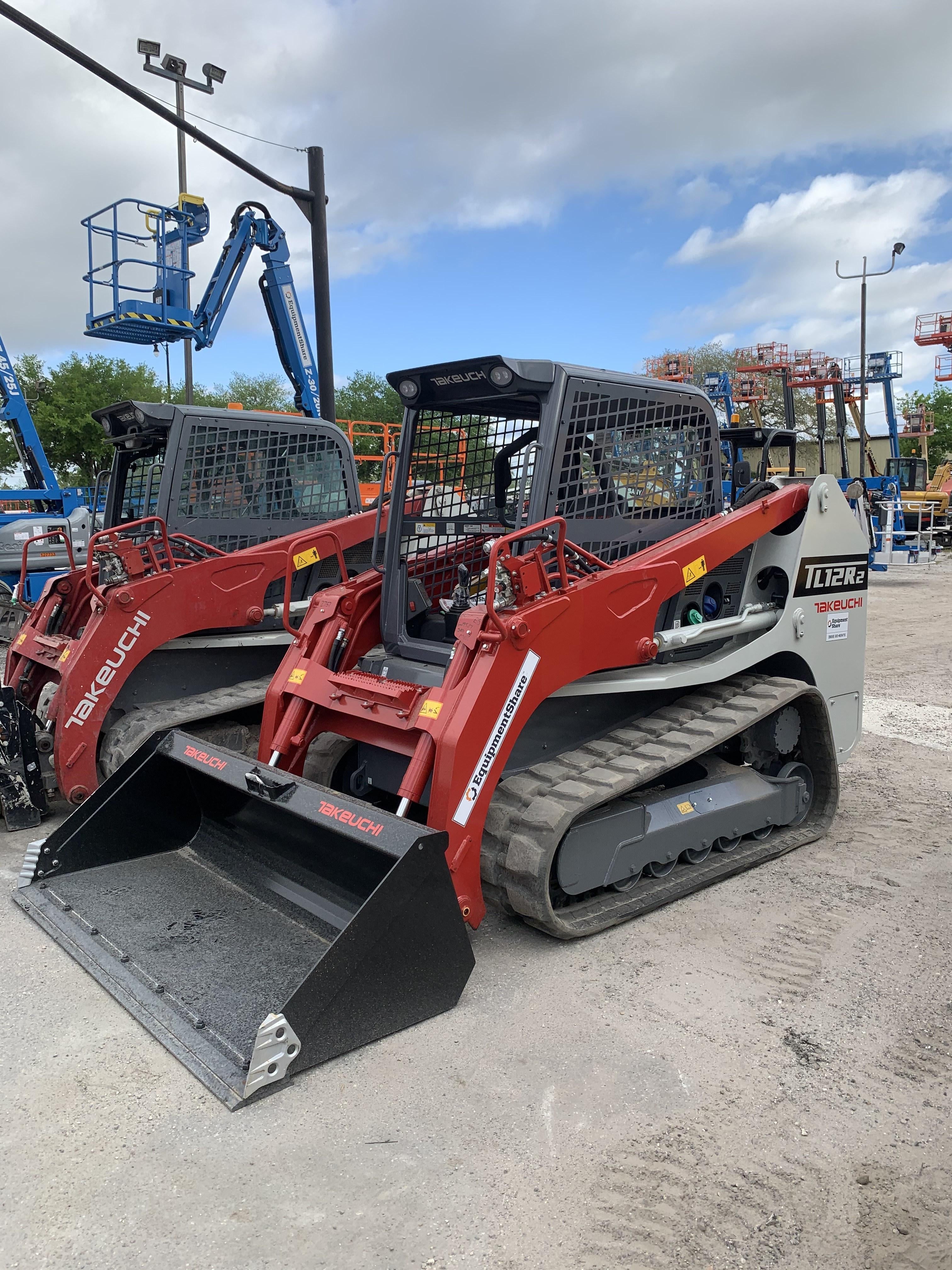 2021 TAKEUCHI TL12R2-R
