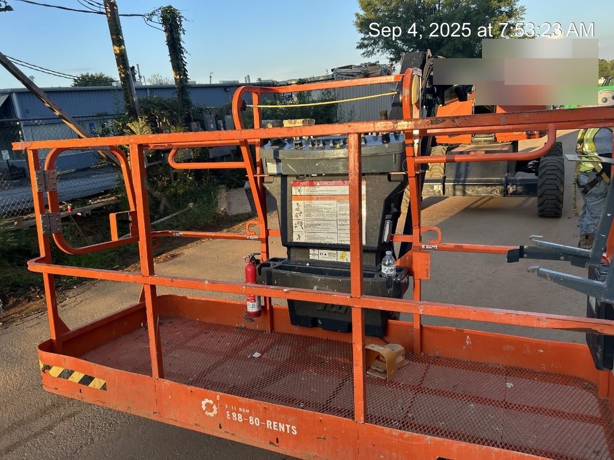 2024 JLG 460SJ