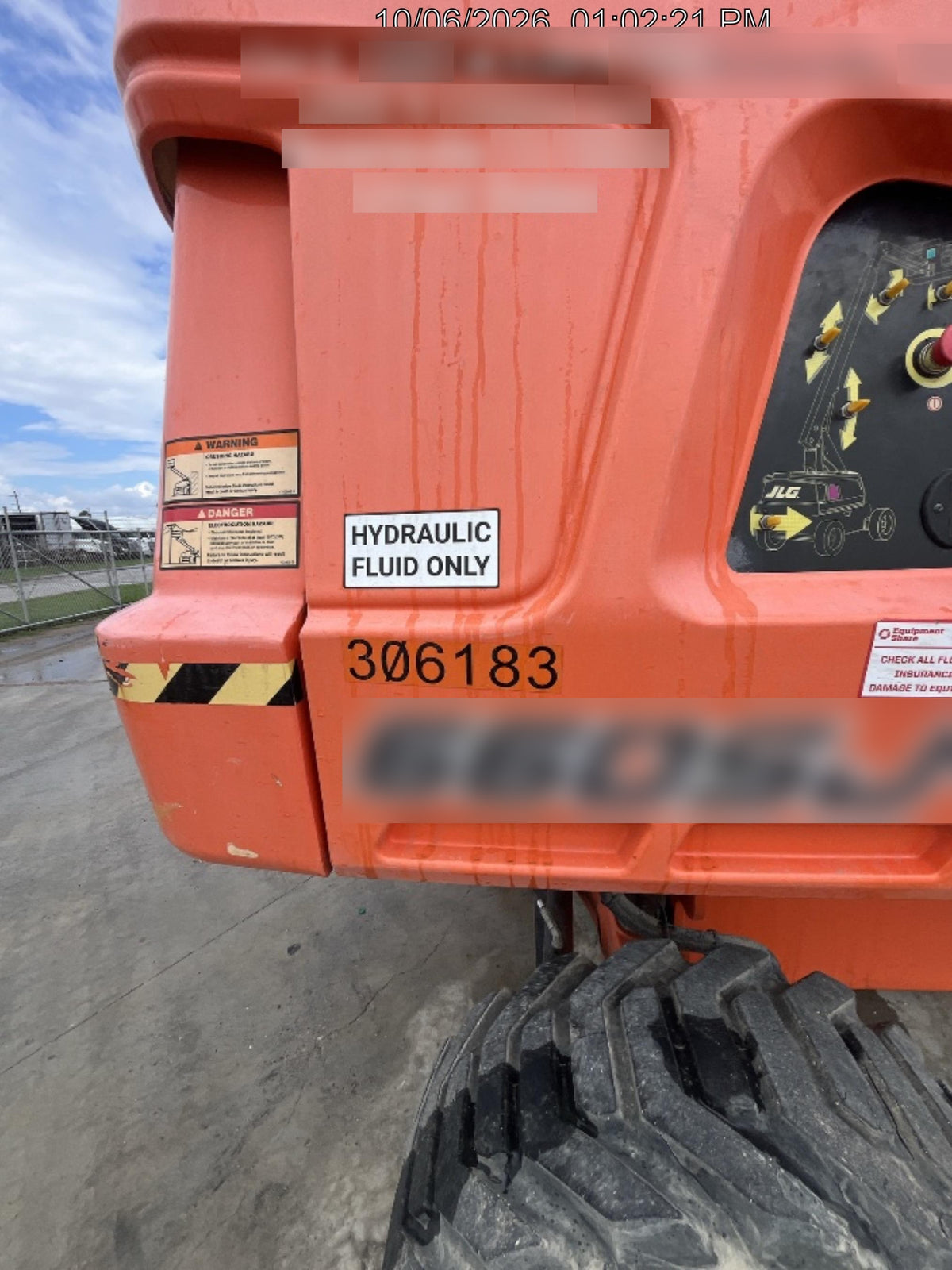 2023 JLG 660SJ