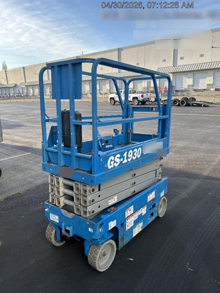 2019 Genie GS-1930 Half Height Swing Gate, 800W Inverter