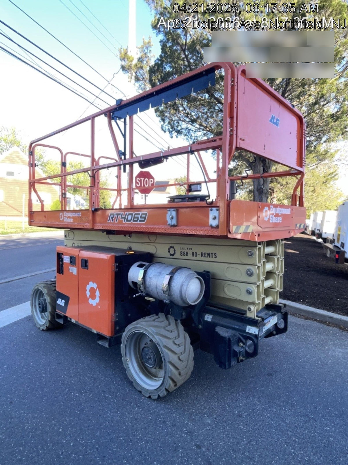 2023 JLG RT4069