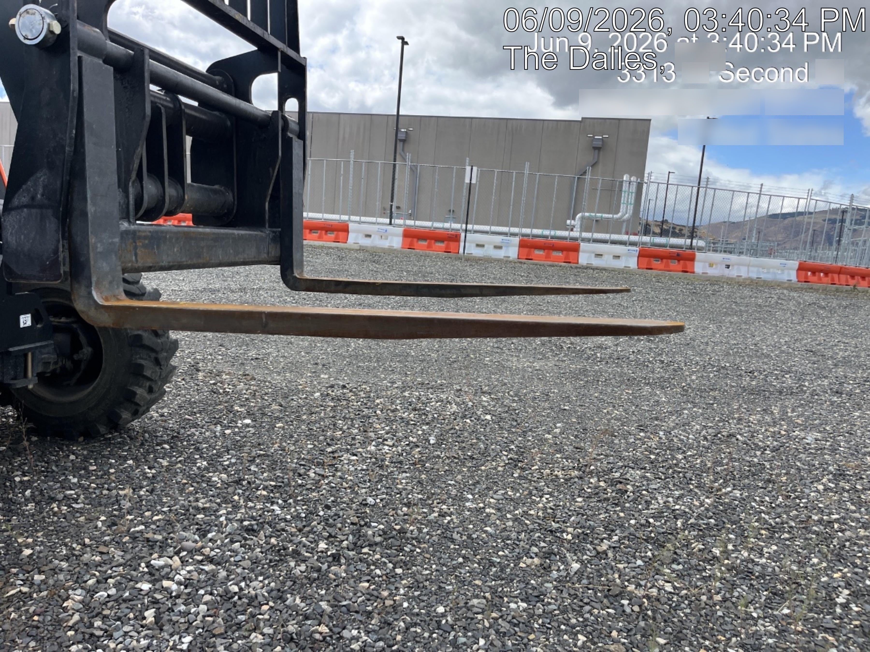 2025 JLG 519