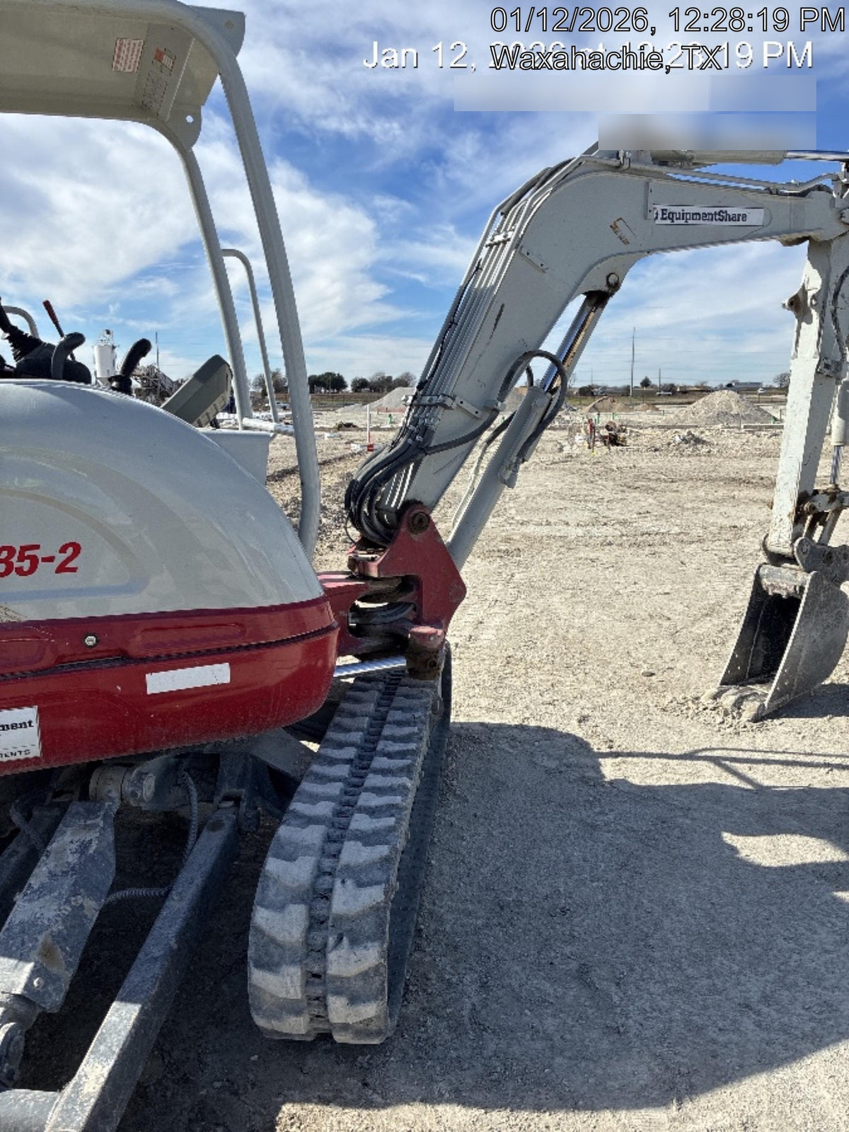 2023 TAKEUCHI TB235-2R