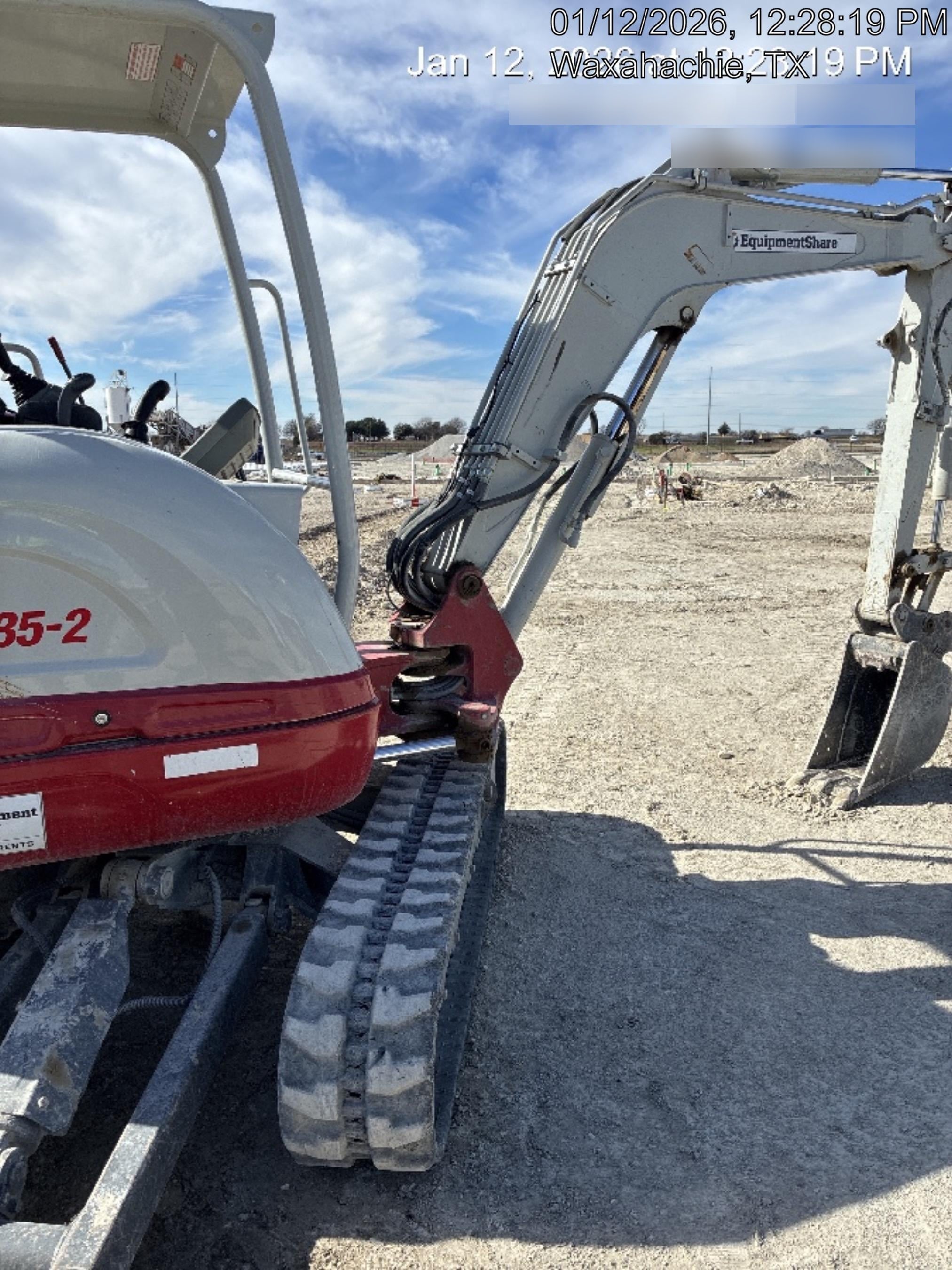 2023 TAKEUCHI TB235-2R