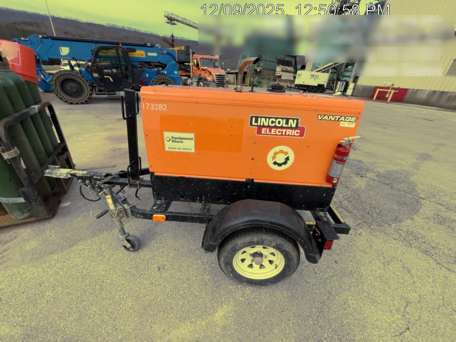 2021 Lincoln Electric Vantage 322 Vantage 322 Ready Pak 3 w/ Decals, ORANGE (includes trailer, cable rack, fender light kit) NO Telematics