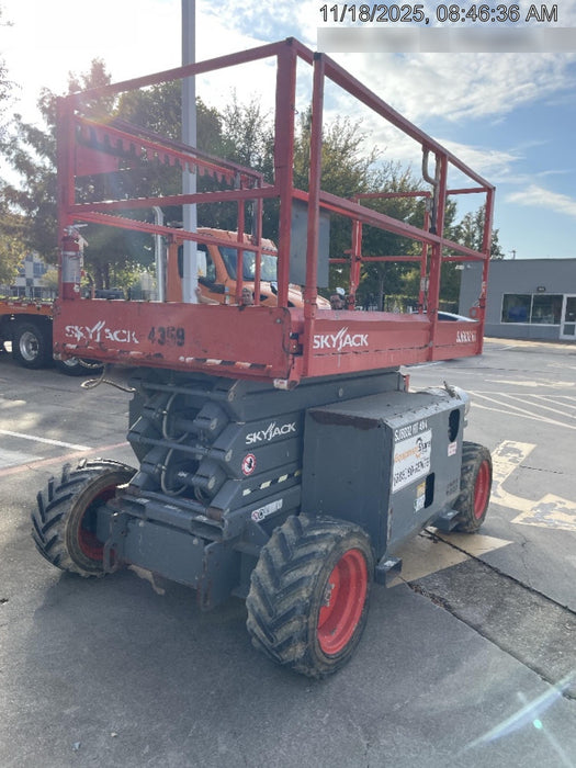 2017 SKYJACK SJ6832 RT