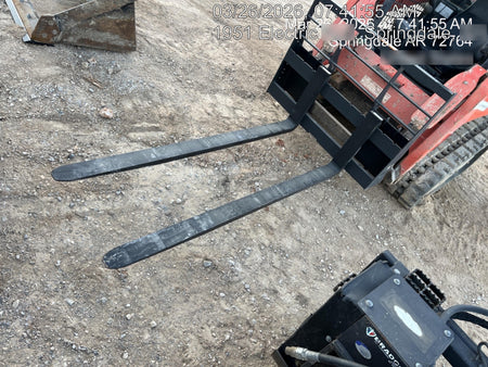 2026 ARROW MATERIAL HANDLING 72" Pallet Forks - Arrow
