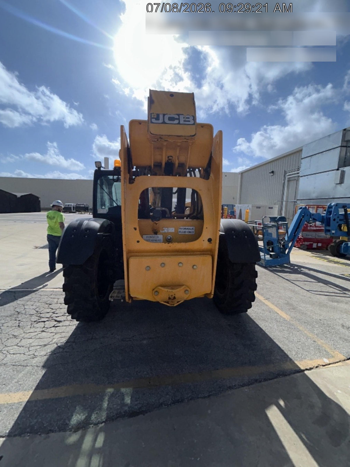 2019 JCB 509-42 JCB 509-42 Enclosed Cab, 74 HP, Solid Tires, Worklights, Beacon, Aux Hydraulics, Lifting Eye w/60" Carriage/60" Forks
