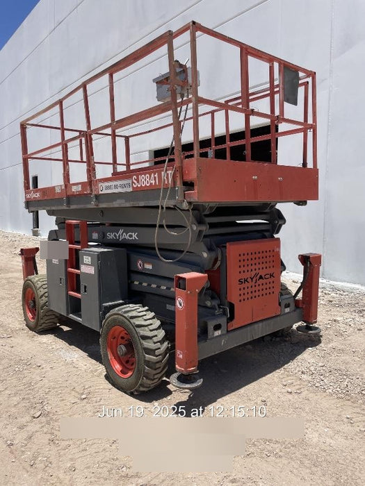 2016 SKYJACK SJ8841 RT