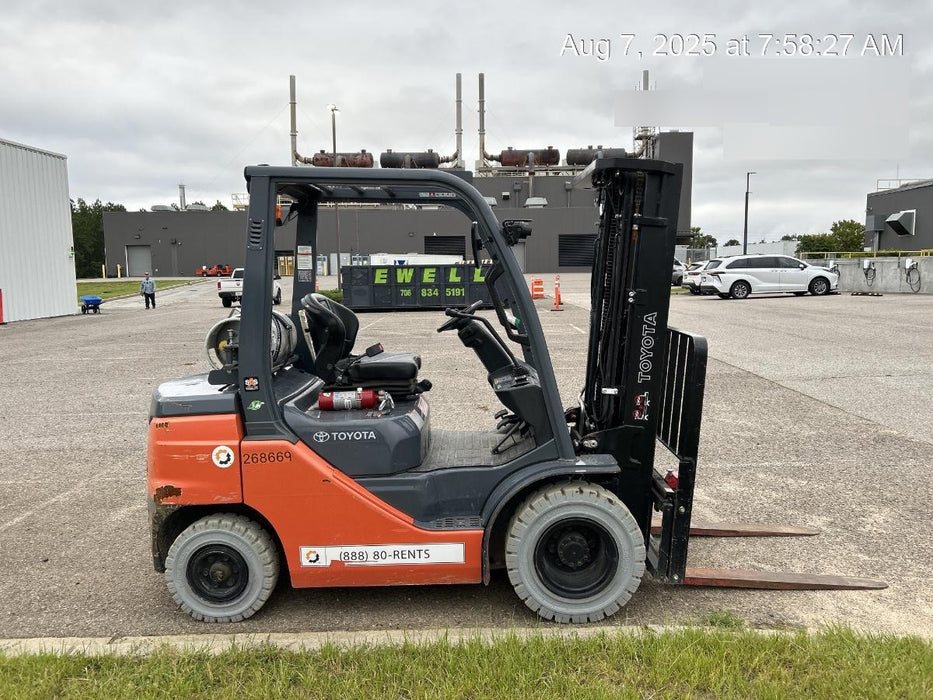 2022 TOYOTA 50-8FGU25