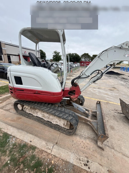 2021 TAKEUCHI TB235-2R