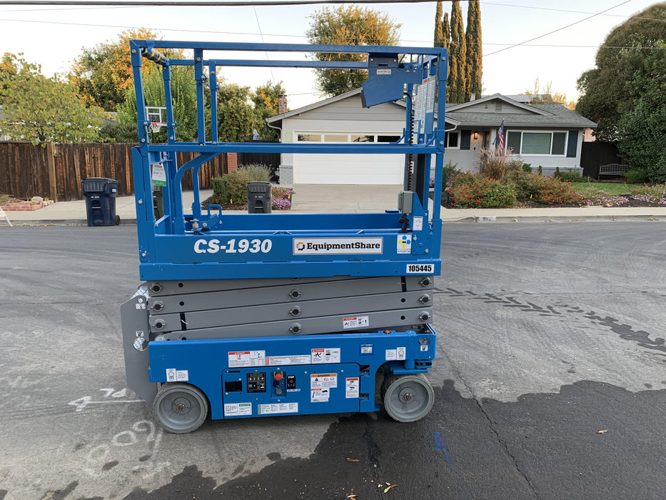 2020 Genie GS-1930 Solid Non Marking Tires, Beacon, Folding rails with half height swing gate, 800W Inverter
