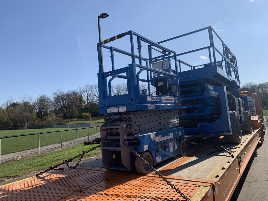 2020 Genie GS-1930 Solid Non Marking Tires, Beacon, Folding rails with half height swing gate