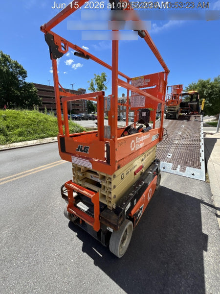 2023 JLG ES1932