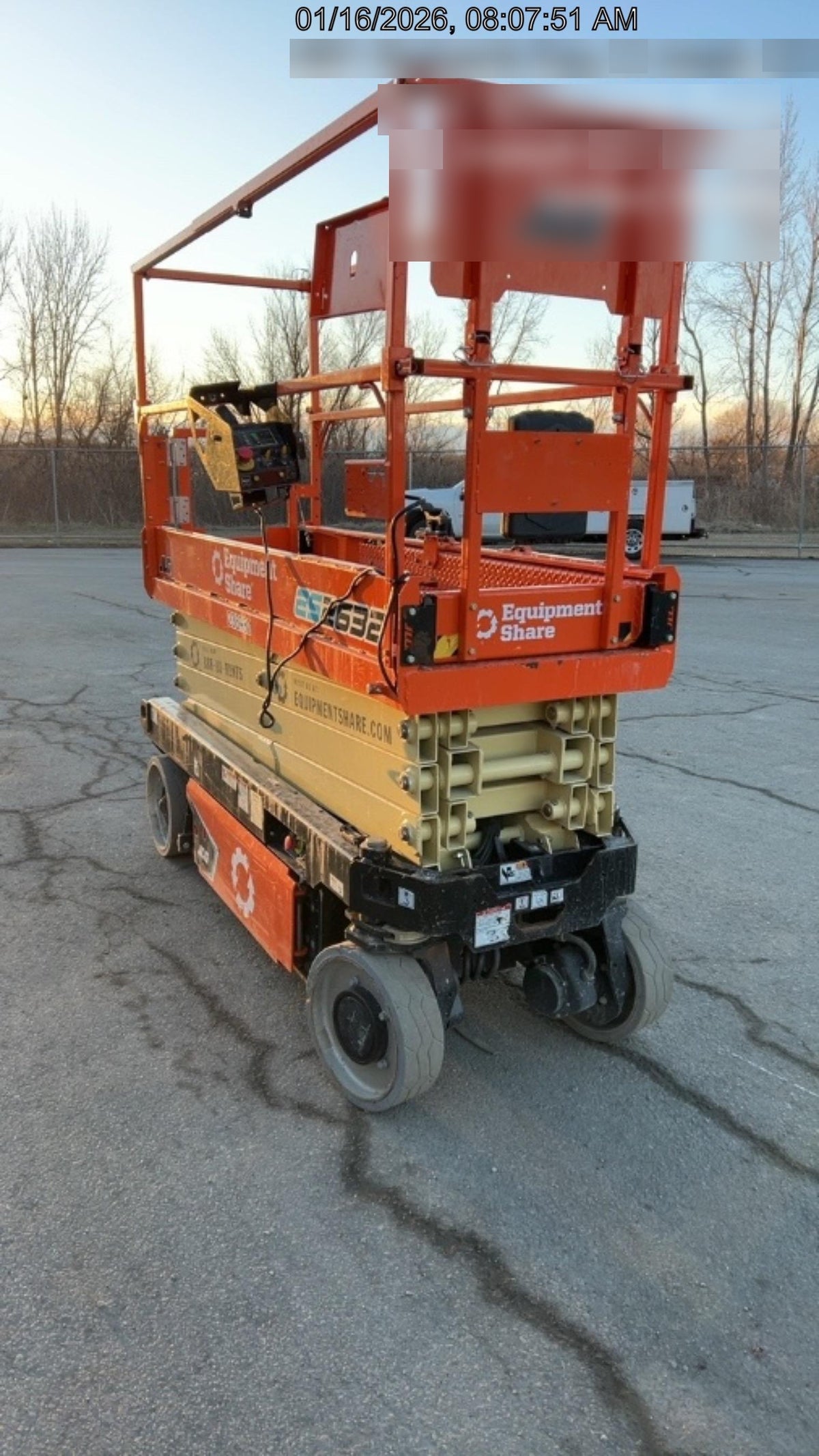 2022 JLG ES2632