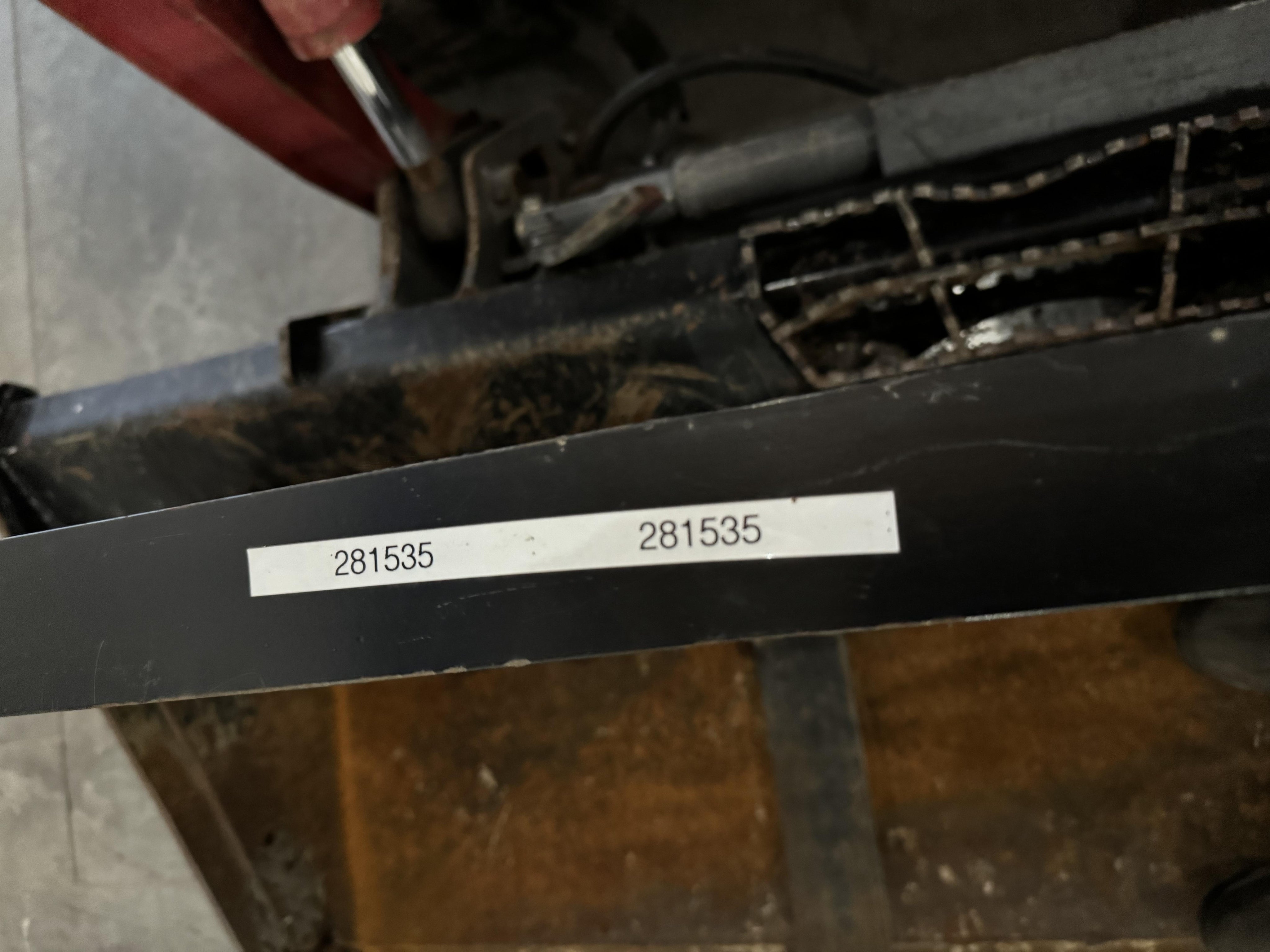 2022 ARROW MATERIAL HANDLING 48" Pallet Forks - Arrow