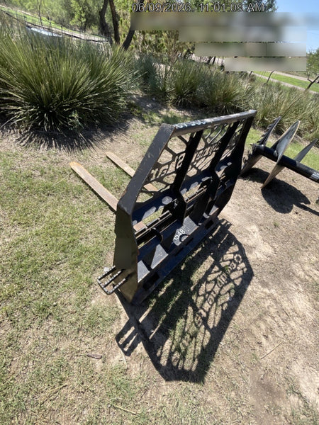 2019 PALADIN 48" Pallet Forks - Paladin