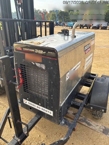 2019 Lincoln Electric Vantage 322 Welder Ready-Pak 3, Two wheel trailer, Fender and Light kit, Cable Rack