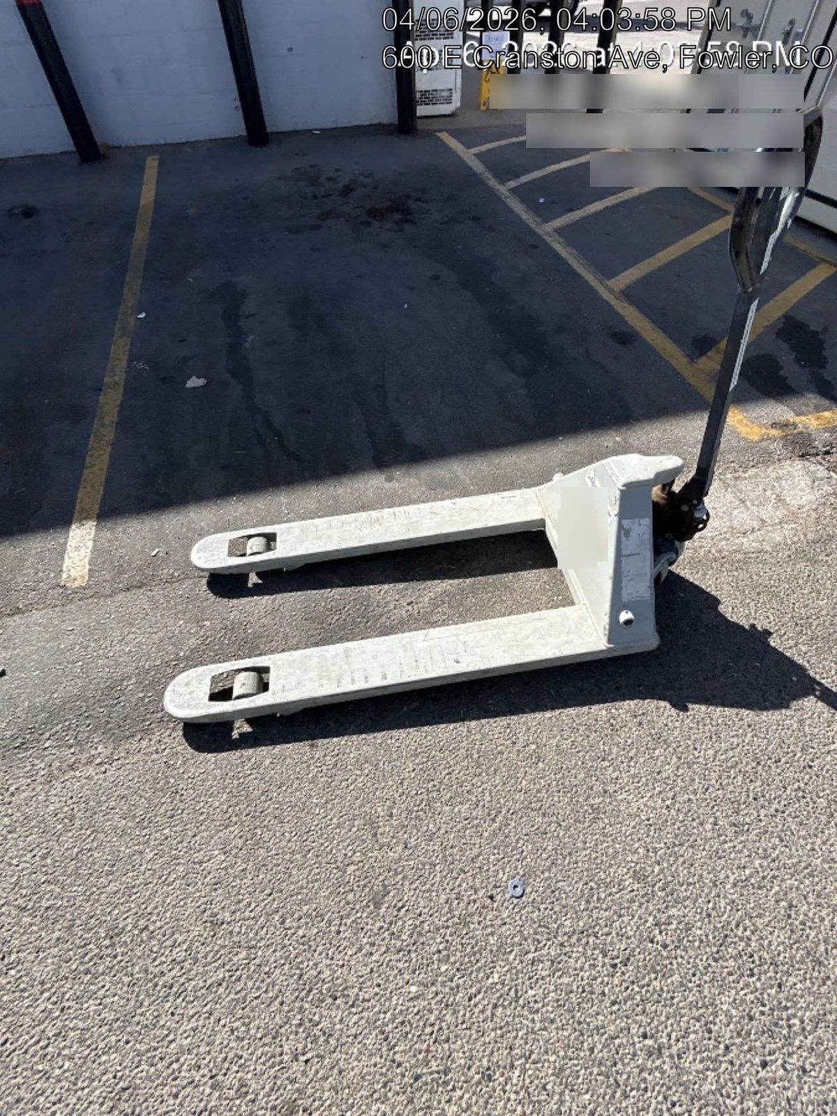 2020 STRONGWAY 4400 lb Pallet Jack