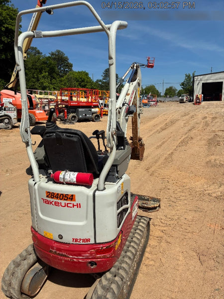 2022 TAKEUCHI TB210R