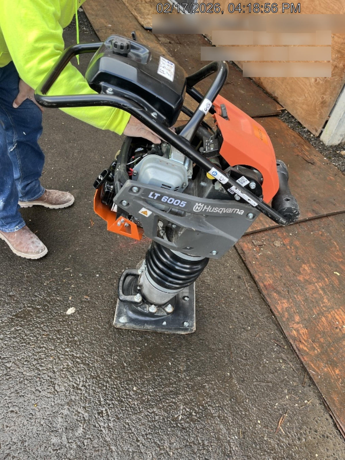 2024 HUSQVARNA LT6005