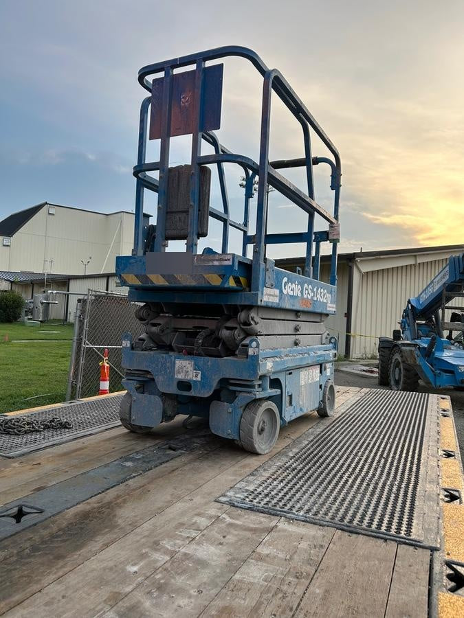 2022 GENIE GS-1432