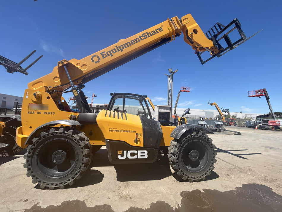 2025 JCB 509-42