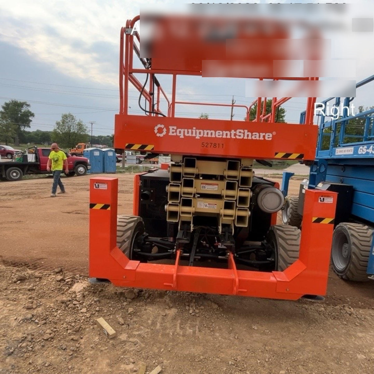 2025 JLG RT4394