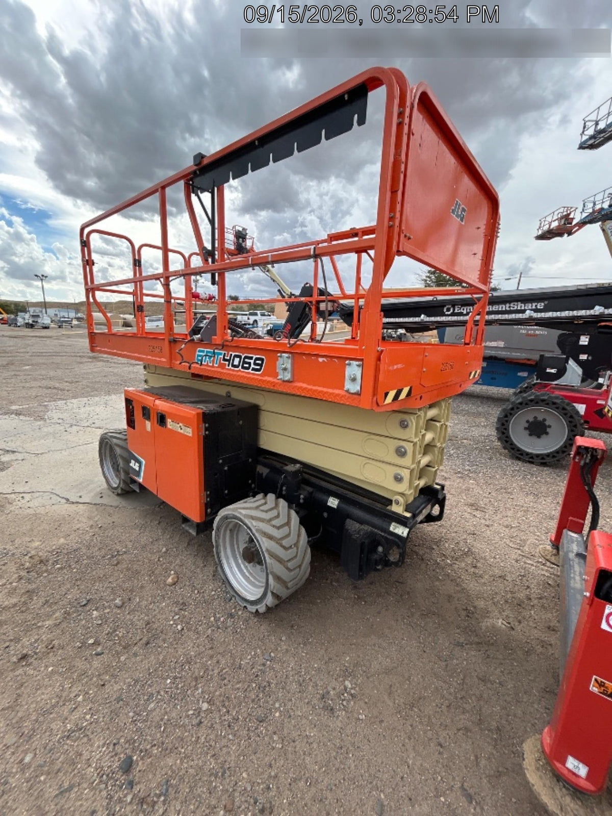 2022 JLG ERT4069