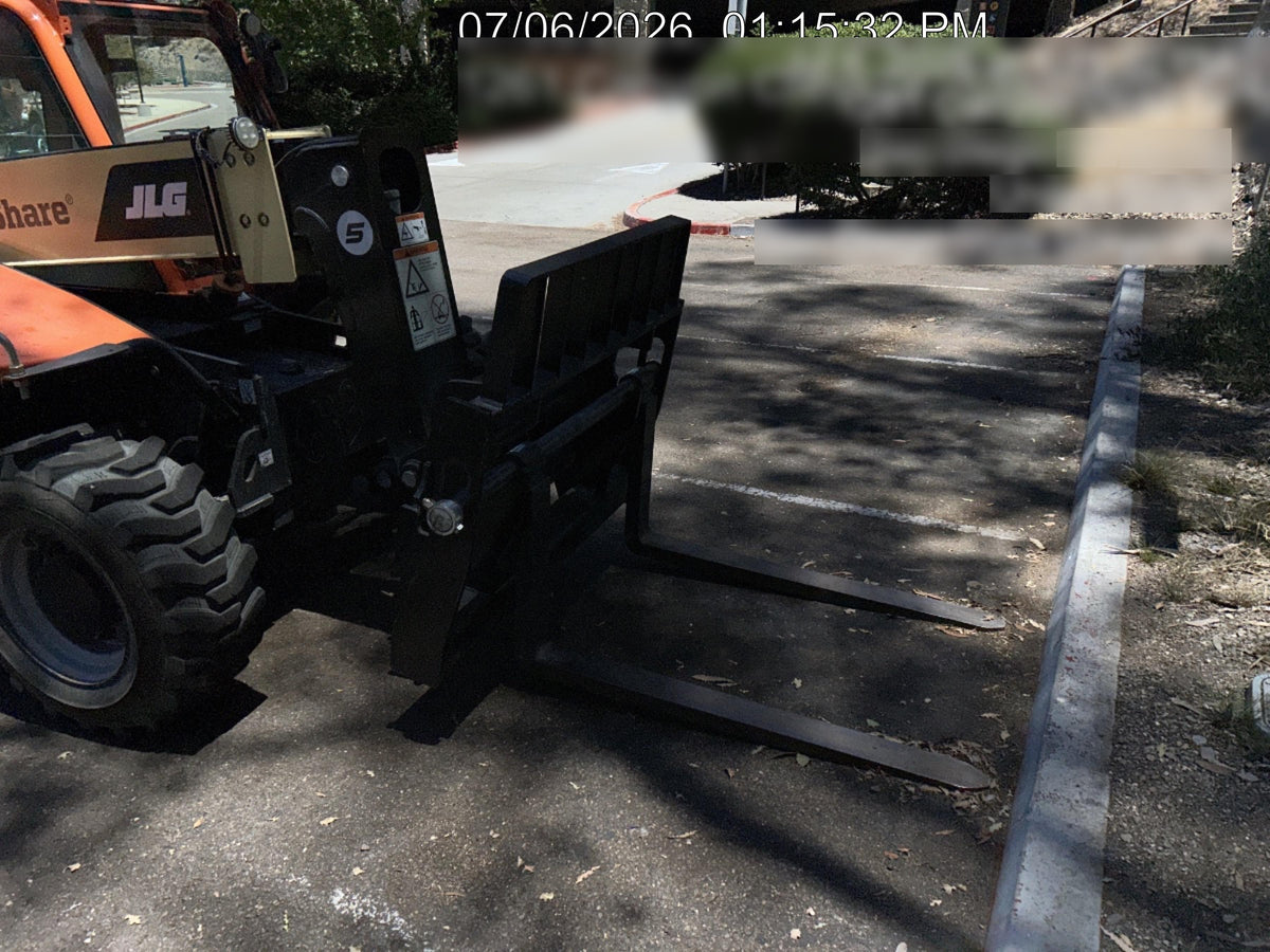 2025 JLG 519