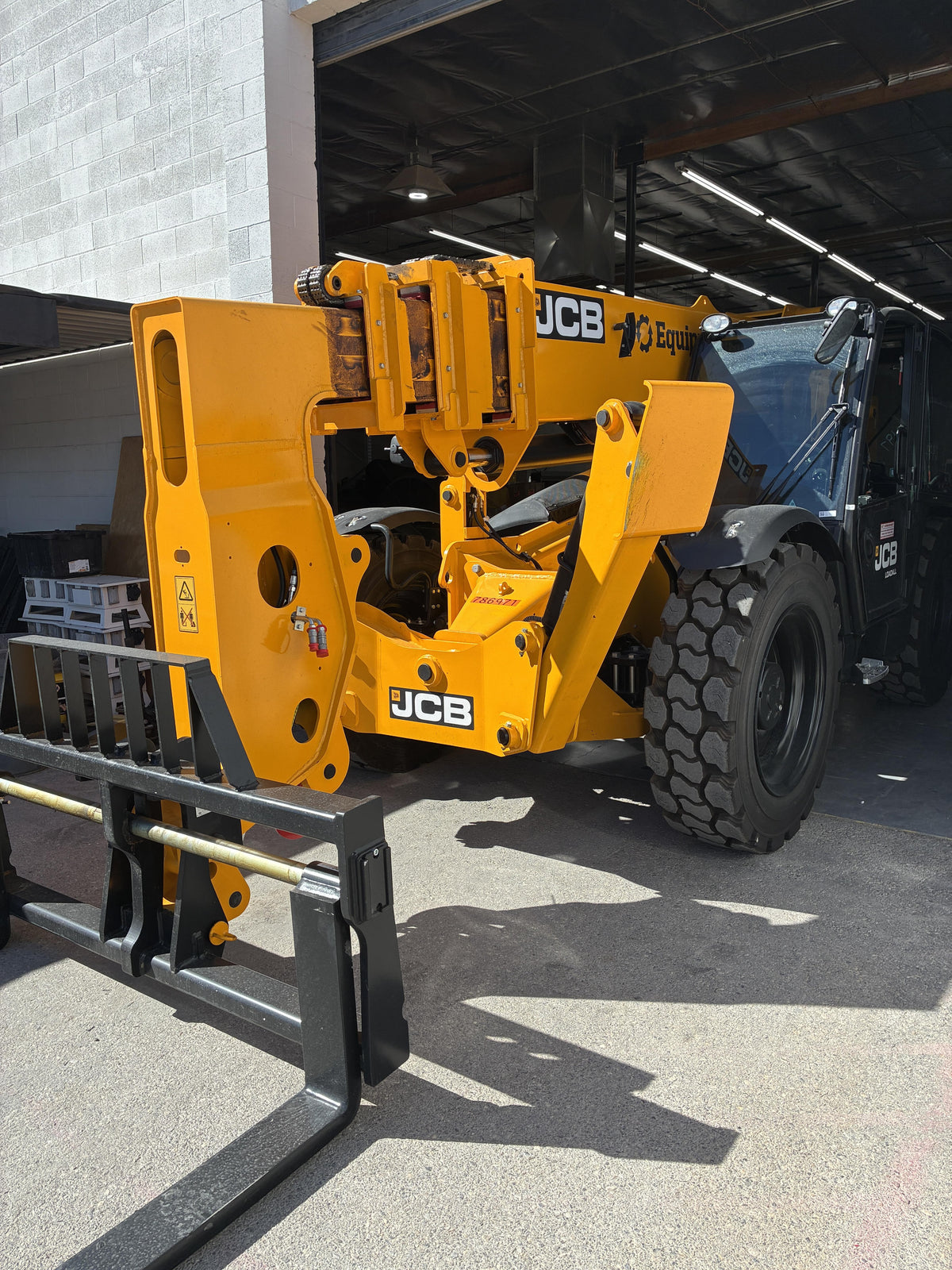 2026 JCB 512-56