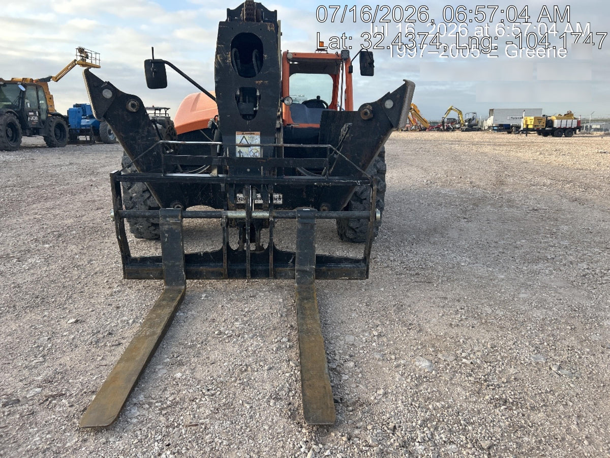 2019 JLG 1255