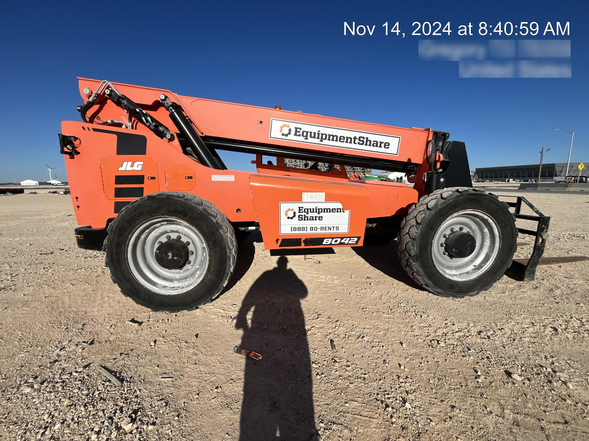 2020 Skytrak 8042 74 Hp, FF Tires, Work Lights, Beacon, Aux Hydraulics, Back up Alarm, Lifting Eye, ES Decals