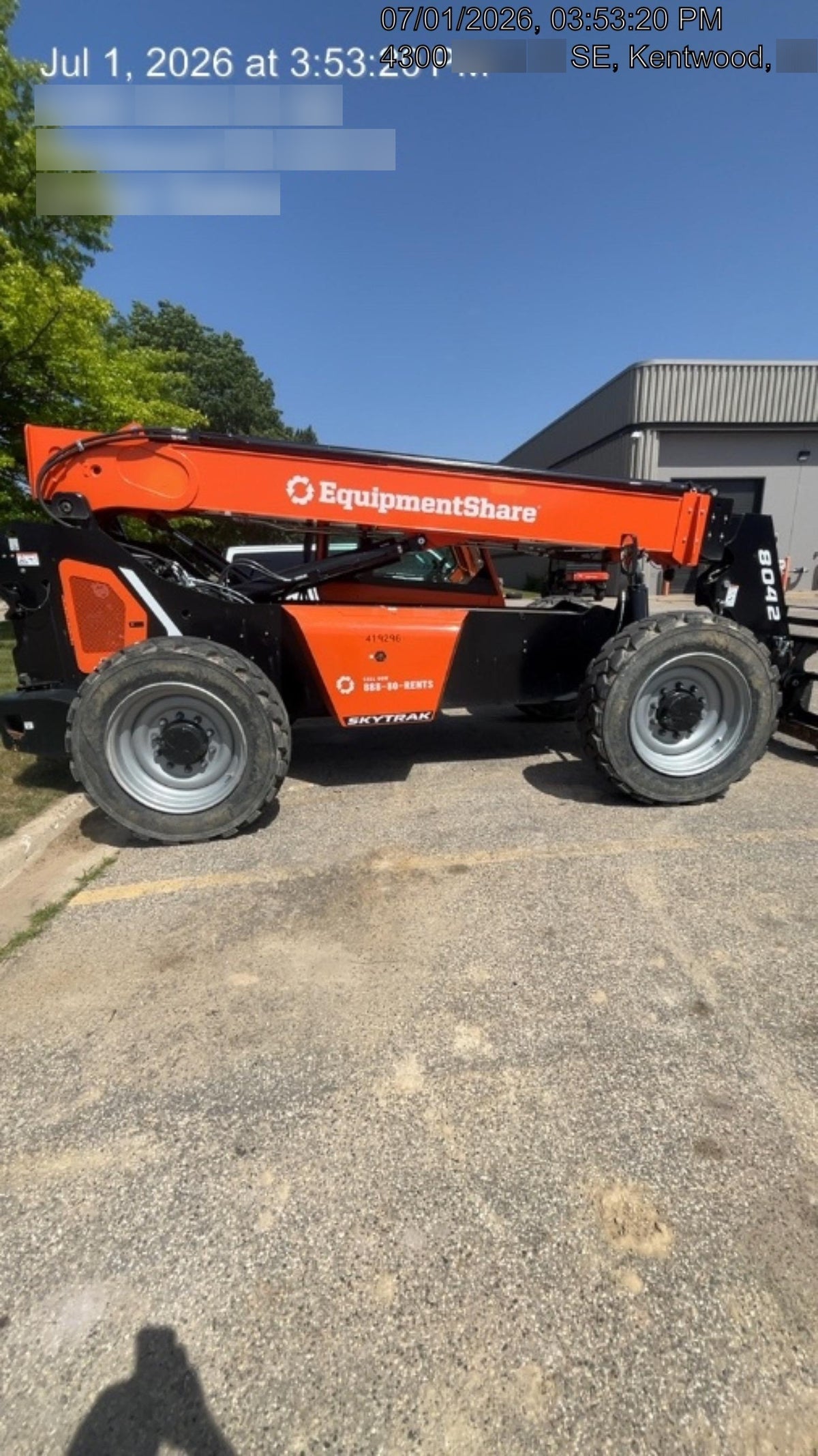 2024 SKYTRAK 8042