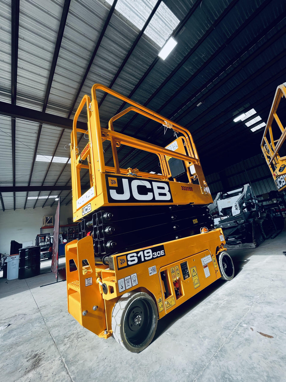 2023 JCB S1930E