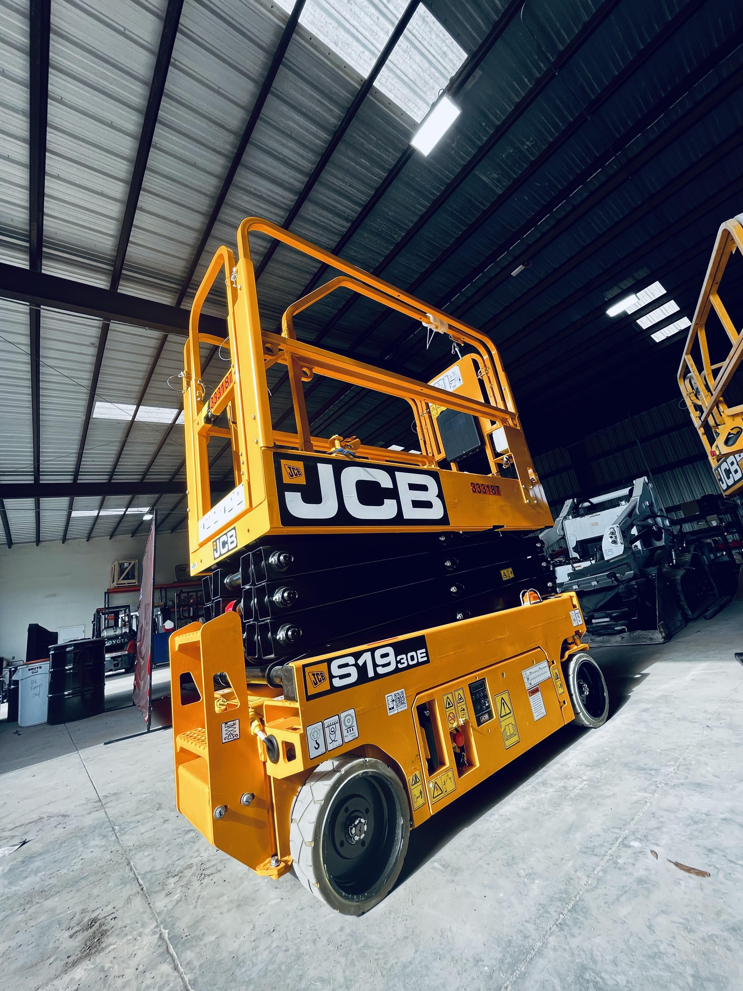 2023 JCB S1930E