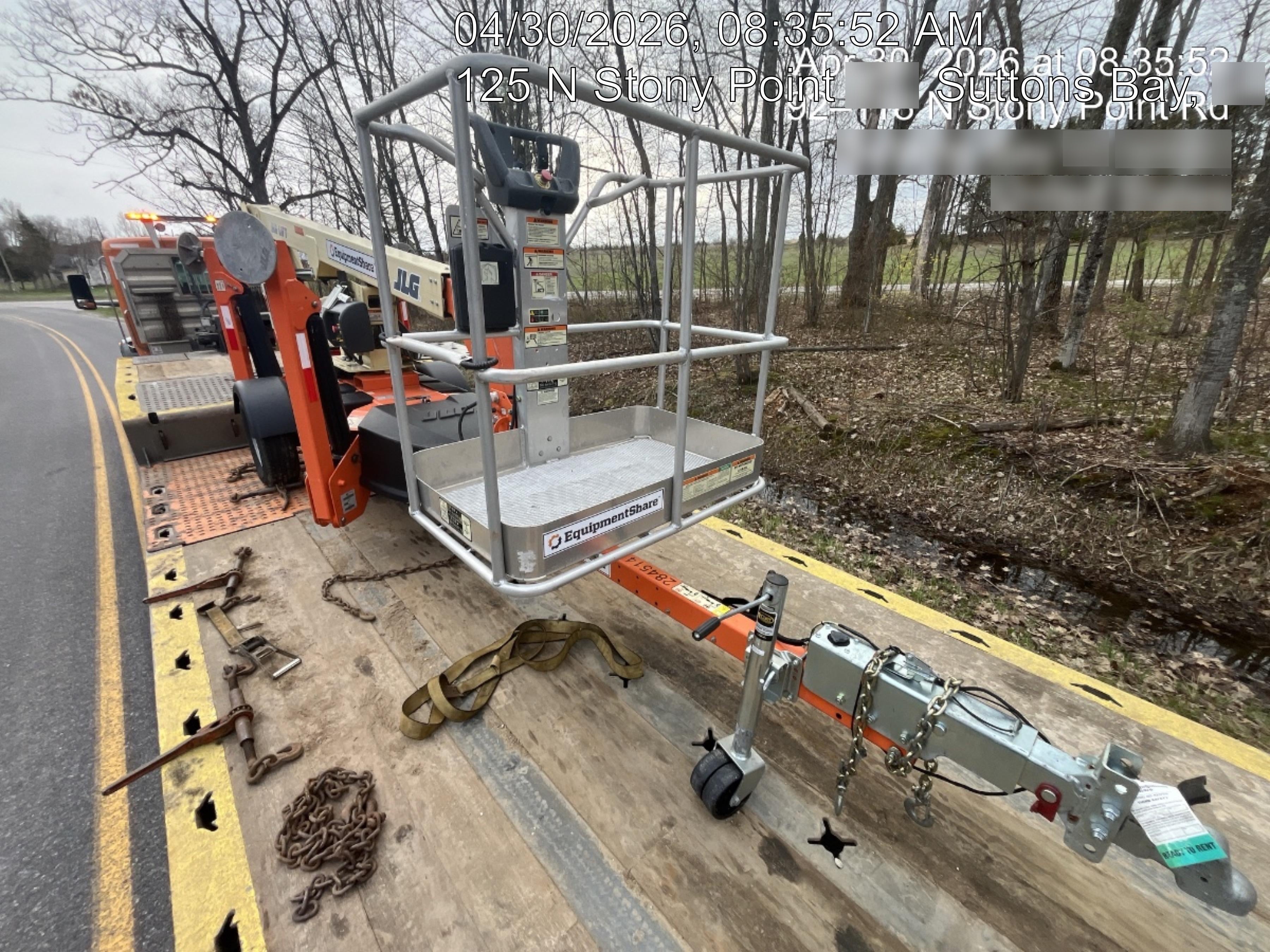 2022 JLG T350