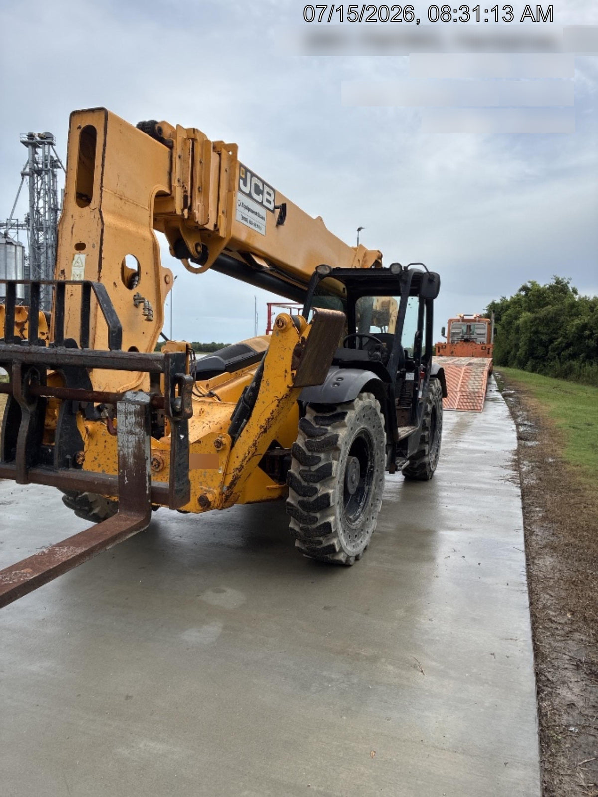 2019 JCB 510-56 74 HP w/Open ROPS, Beacon, Aux Hydraulics, Worklights, Solid Tires w/60" Carriage/Forks