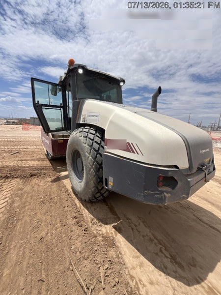 2022 DYNAPAC CA2500D