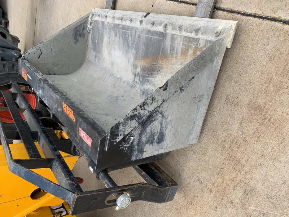 2019 ARROW MATERIAL HANDLING Telehandler Bucket Pin-On
